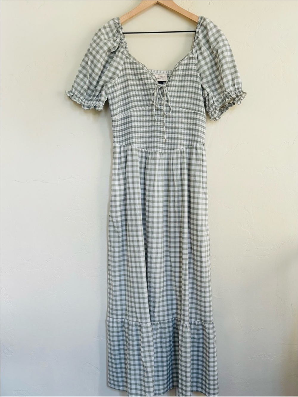 Universal Thread Gingham Puff Sleeve Dress - Picture 2 of 14